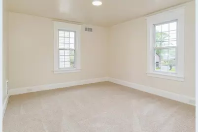 1660 Mercer Rd, Franklin Township, PA 16117 - Photo 19