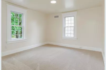 1660 Mercer Rd, Franklin Township, PA 16117 - Photo 17
