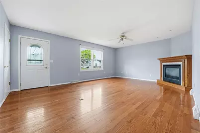 924 Rose Ave, New Castle, PA 16101 - Photo 3