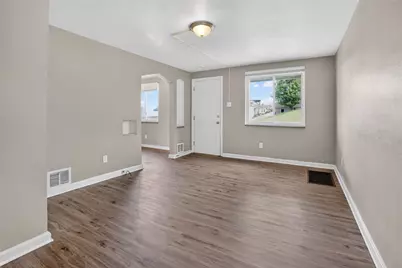 1406 Elmwood St, Port Vue, PA 15133 - Photo 13