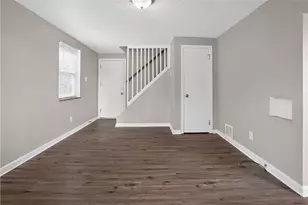 1406 Elmwood St, Port Vue, PA 15133 - Photo 9