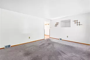 116 Crandon Cir, Brighton Township, PA 15009 - Photo 7