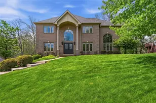 702 Rustic Ridge Dr, Cranberry Township, PA 16066 - Photo 3