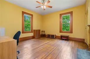 2738 Mt Royal Rd, Pittsburgh, PA 15217 - Photo 25