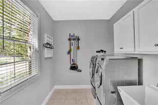 408 Honey Locust Dr, Cranberry Township, PA 16066 - Photo 17