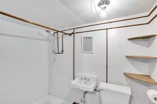 180 Bonnie View Dr, Pine Township, PA 15090 - Photo 25