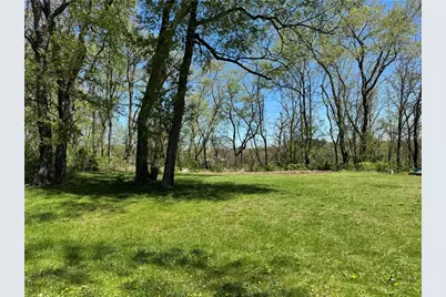 16 Walnut St, Smith Township, PA 15021 - Photo 3