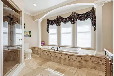 1040 Chanticleer Dr, Moon/Crescent Twp, PA 15046 - Photo 25