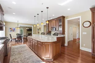 1040 Chanticleer Dr, Moon/Crescent Twp, PA 15046 - Photo 11