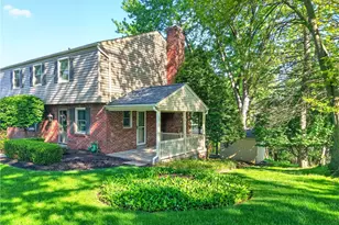 2545 Matterhorn Dr, Pittsburgh, PA 15090 - Photo 3