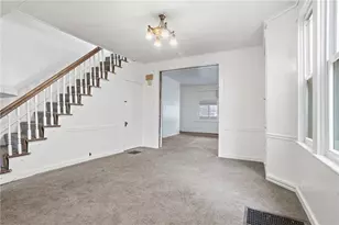 2402 Grandview Ave, McKeesport, PA 15132 - Photo 11