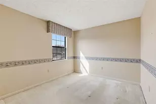 1113 Old Farm Rd, Cecil, PA 15055 - Photo 25