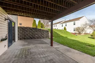 1113 Old Farm Rd, Cecil, PA 15055 - Photo 33