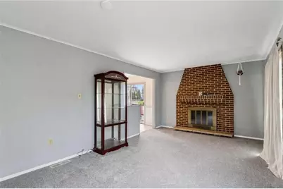 2715 Myrtle Dr, Lower Burrell, PA 15068 - Photo 7