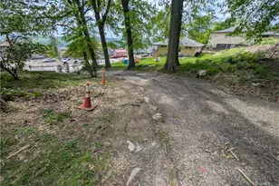 4721 Lebanon Church Rd, West Mifflin, PA 15122 - Photo 9