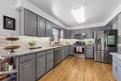 341 Nature Trail Ln, Murrysville, PA 15668 - Photo 3