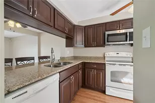 212 Shadowlawn Cir, Pittsburgh, PA 15236 - Photo 13