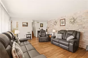 162 County Park Rd, Mount Pleasant Township, PA 15666 - Photo 19