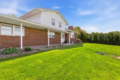 162 County Park Rd, Mount Pleasant Township, PA 15666 - Photo 5