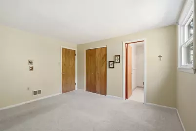 1548 Spreading Oak Dr, Scott Township, PA 15220 - Photo 27