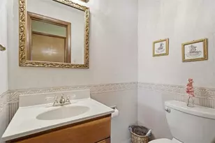 1548 Spreading Oak Dr, Scott Township, PA 15220 - Photo 19
