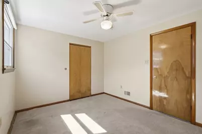 1548 Spreading Oak Dr, Scott Township, PA 15220 - Photo 29