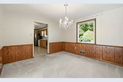 1548 Spreading Oak Dr, Scott Township, PA 15220 - Photo 13