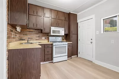 1135 Graham Avenue, Monessen, PA 15062 - Photo 11
