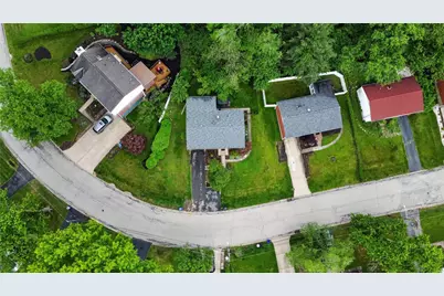 279 Woodridge Dr, Green Tree, PA 15106 - Photo 41