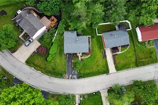 279 Woodridge Dr, Green Tree, PA 15106 - Photo 41