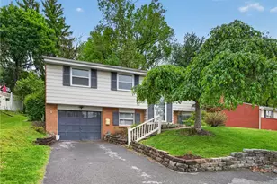 279 Woodridge Dr, Green Tree, PA 15106 - Photo 3