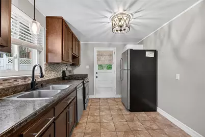279 Woodridge Dr, Green Tree, PA 15106 - Photo 11