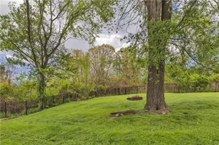 1003 Timber Run Dr, Cecil, PA 15057 - Photo 31