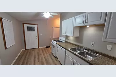 2017 Woodmont Ave, Arnold, PA 15068 - Photo 5