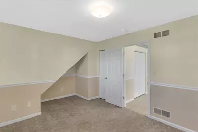 525 Kelly Blvd, Slippery Rock, PA 16057 - Photo 13