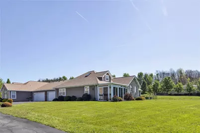 525 Kelly Blvd, Slippery Rock, PA 16057 - Photo 3
