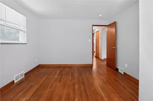 2008 Patterson Ave, McKeesport, PA 15132 - Photo 9