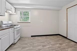 2008 Patterson Ave, McKeesport, PA 15132 - Photo 17