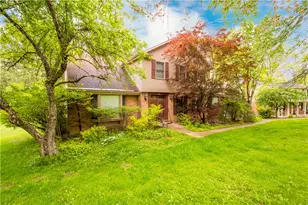 1693 Hathaway Ln, Pittsburgh, PA 15241 - Photo 3