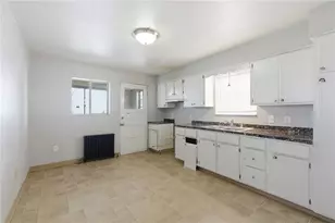 31 Perryview Ave, Pittsburgh, PA 15214 - Photo 9