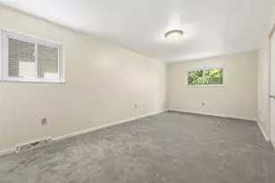 127 Kathleen St, Pittsburgh, PA 15211 - Photo 11
