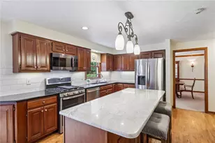 4024 Gwynedd Dr, Hampton, PA 15101 - Photo 5