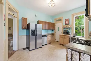 2915 Chartiers Ave, Pittsburgh, PA 15204 - Photo 13