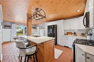 924 Mayfield Rd, Sharpsville, PA 16150 - Photo 15