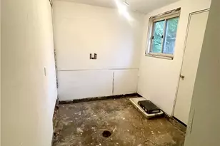 14 Sprain St, Pittsburgh, PA 15212 - Photo 9