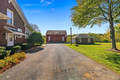 3475 Darlington Rd, Darlington Township, PA 16115 - Photo 15