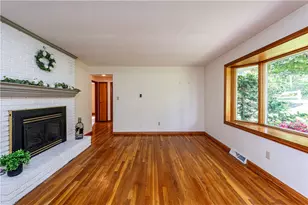 129 Franklin Dr, Greensburg, PA 15601 - Photo 5