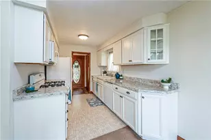 129 Franklin Dr, Greensburg, PA 15601 - Photo 11