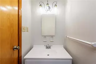 129 Franklin Dr, Greensburg, PA 15601 - Photo 17