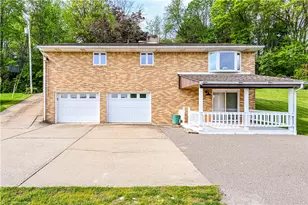129 Franklin Dr, Greensburg, PA 15601 - Photo 27